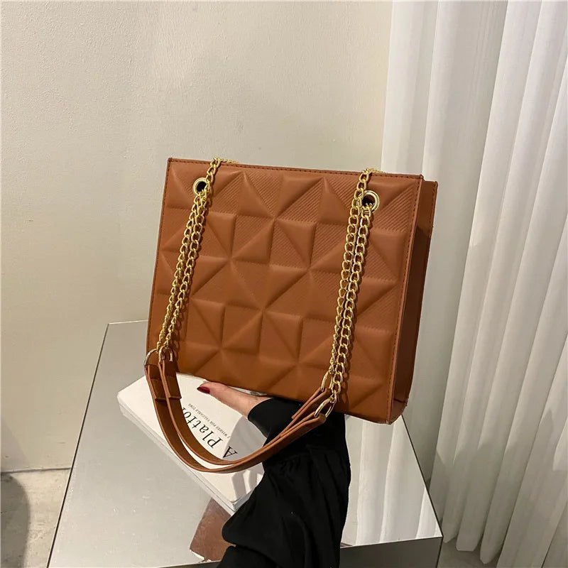 Ladies Fashion Large Capacity Chain Bag Retro Square Tote Bag Diamond Texture Shoulder Crossbody Daily Hundred Underarm Handbag