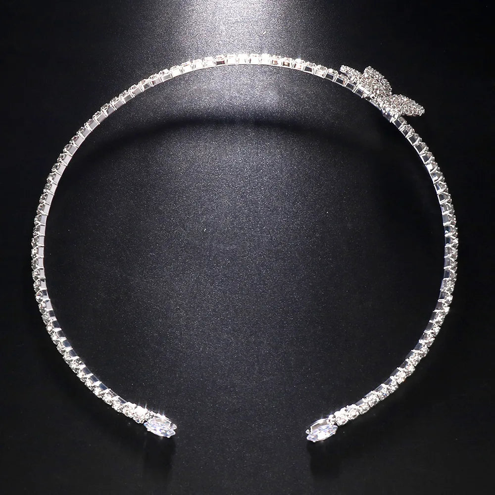 Ins Fashion Rhinestone Butterfly Collar Necklace Wedding for Women Simple Open Collar Choker Necklace Crystal Jewelry Gifts