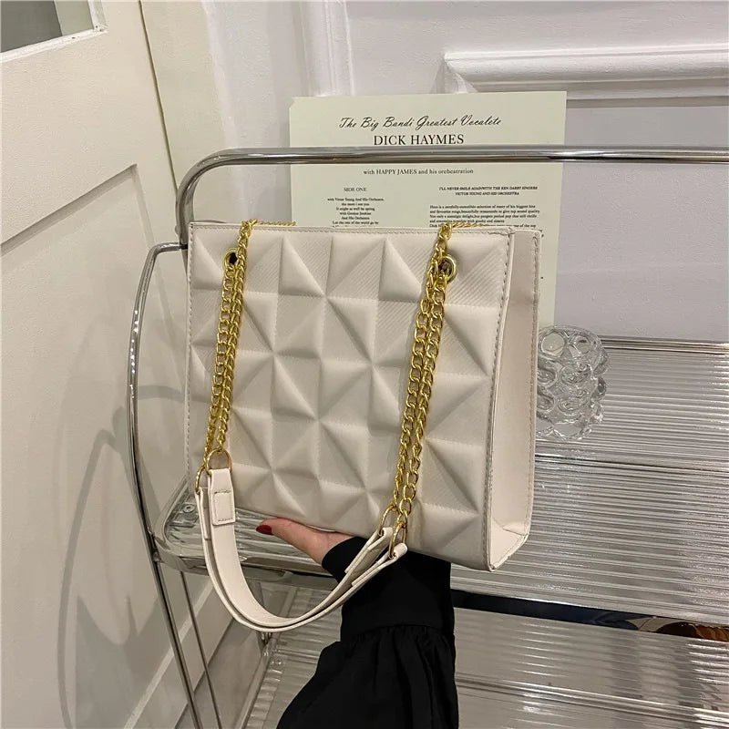 Ladies Fashion Large Capacity Chain Bag Retro Square Tote Bag Diamond Texture Shoulder Crossbody Daily Hundred Underarm Handbag