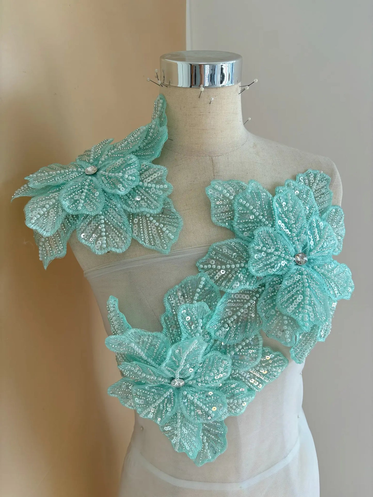 1 Piece Green 3d Bead Flowers Applique For Couture Dance Costume Embroidery Sewing On Patches For Wedding/Evening Dress