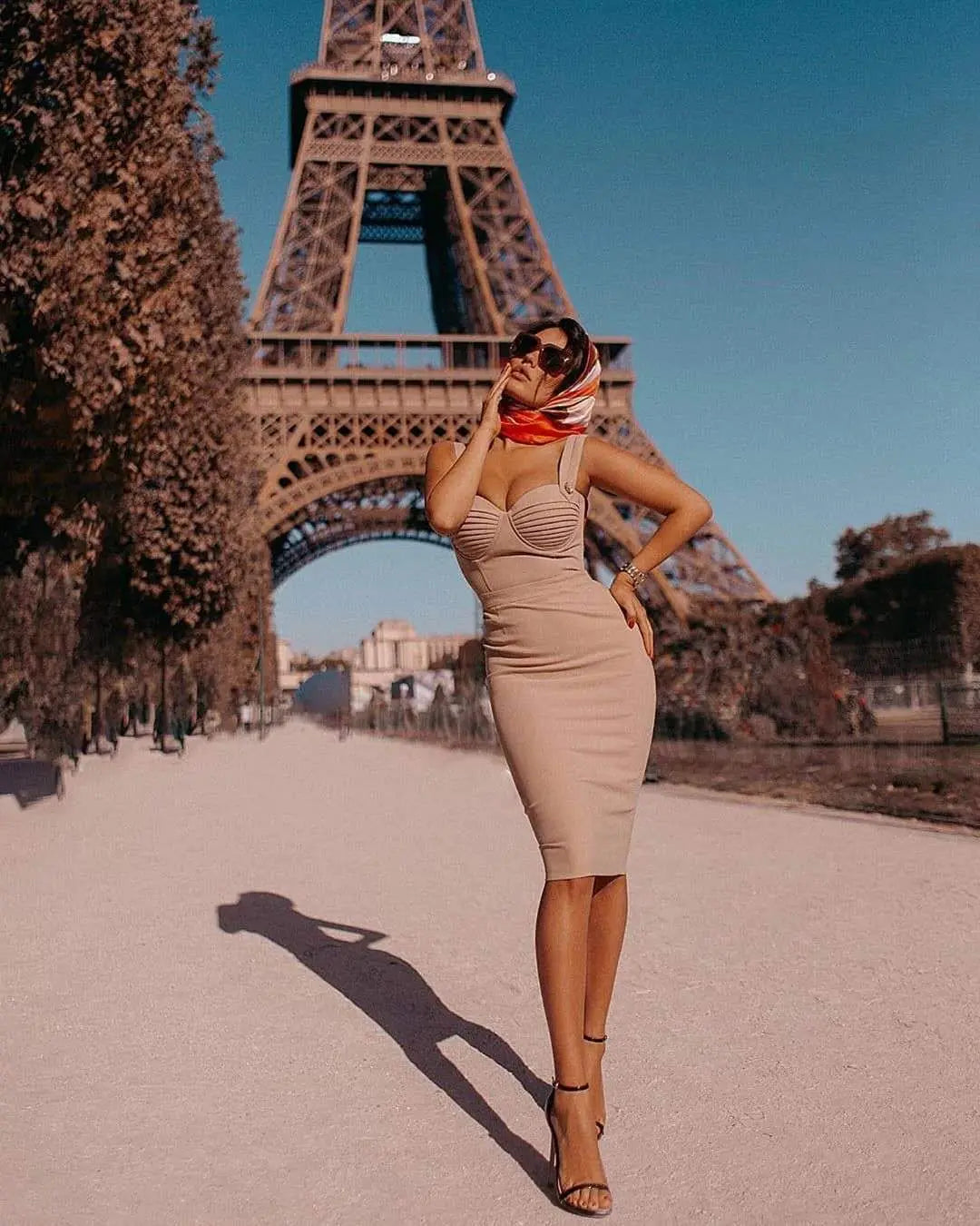 Women Summer Fashion Sexy V Neck Backless Button Red Black White Bodycon Bandage Dress 2022 Designer Evening Party Dress Vestido