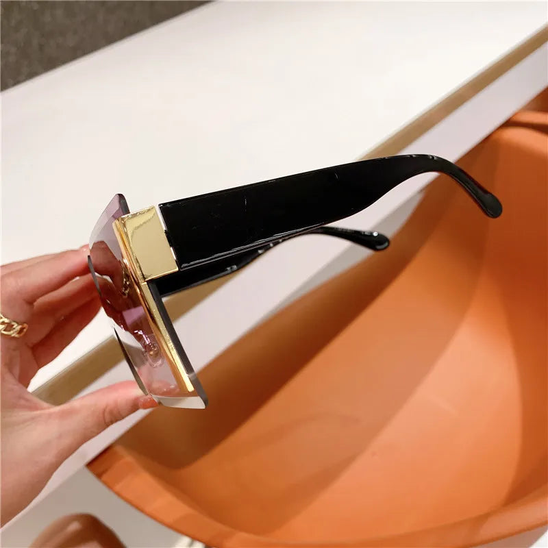 2023 Fashion New Women Oversized Rimless Sun Glasses Vintage Gradient Tea Cool Sunglasses Ladies Uitravioler-proof