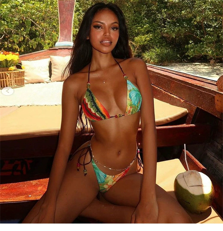 Weird Puss Hawaii Beach Vacation Style European and American Sexy Sexy Fashion Halter Bikini Suit Women