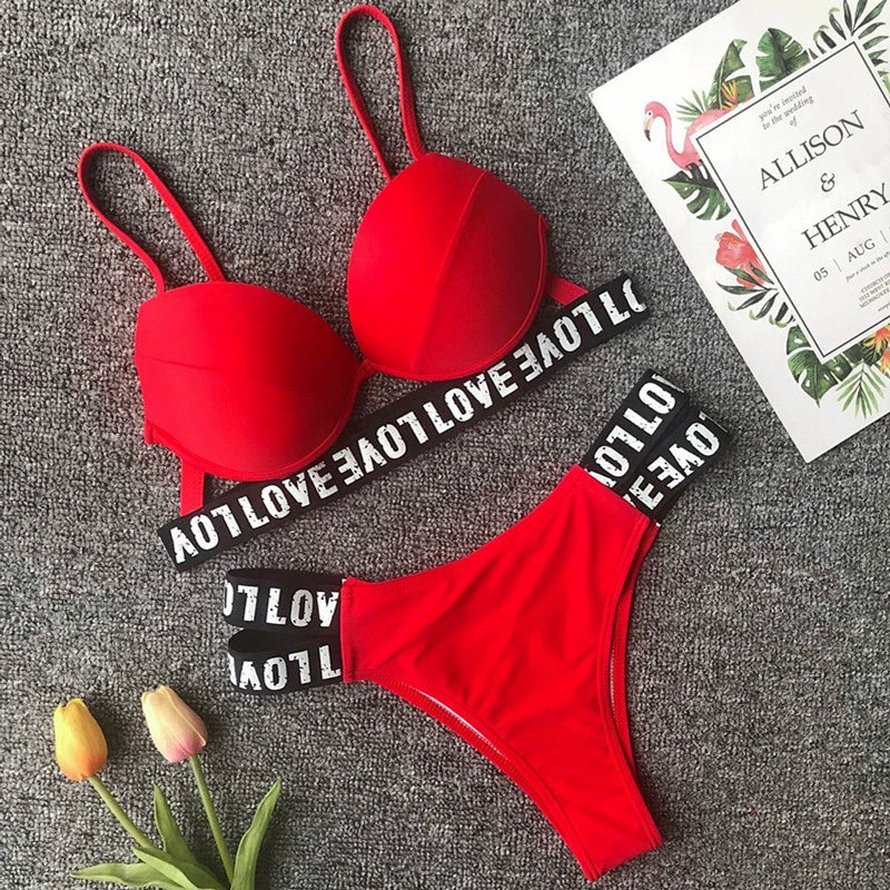 New Sexy Print English Letter Bikini with Steel Bracket Black Sports Separates Swimsuit Three-Point Red