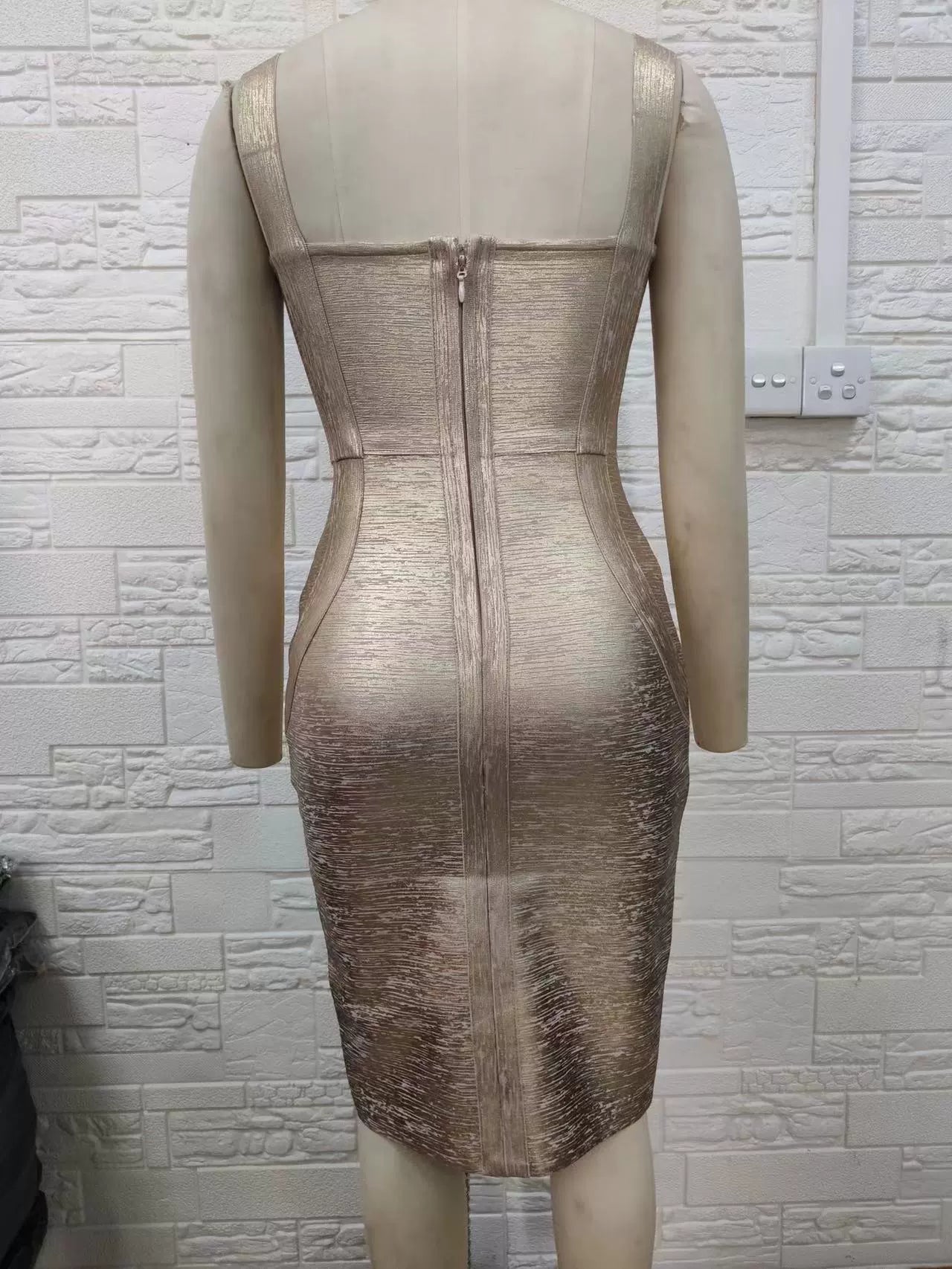 Europe and America Cross Border Model Sexy Low-Cut Buttock Cinched Sleeveless Bronzing Bandage One-Piece Dress Fashion Hot Party Packaging