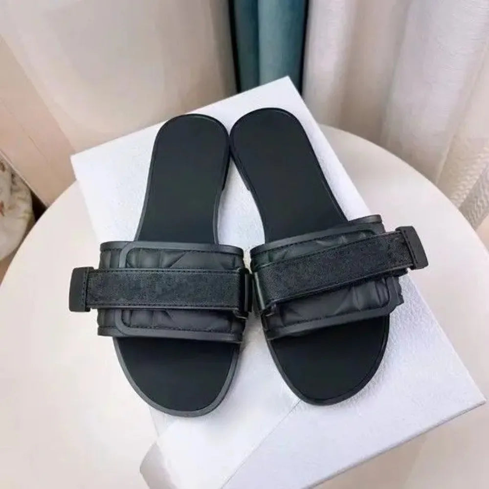 High quality explosive letter nylon buckle fashionable internet red flat bottom flip flops casual anti slip women's slippers Kor