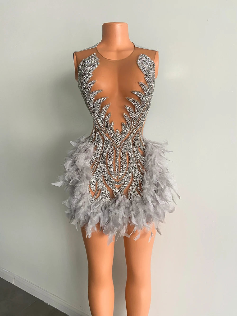 Luxury Sheer Neckline Women Cocktail Dress Pink Feather Black Girl Short Prom Dresses 2026 For Birthday Party