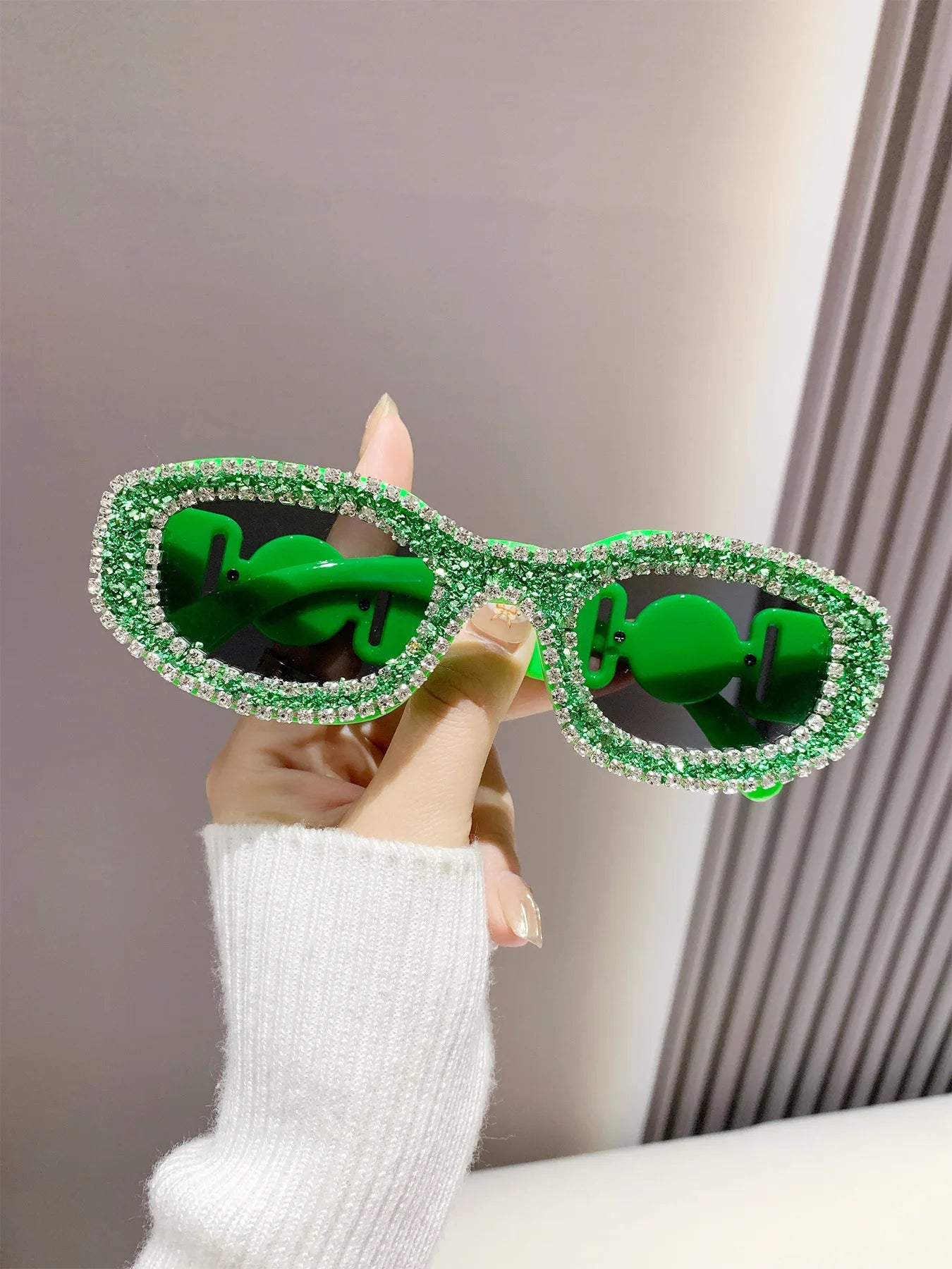 Fashion Square Sunglasses for Women Rectangle Brand Shades Sun Glasses Bling Diamond Eyeglasses Uv400 Glittering Accessories