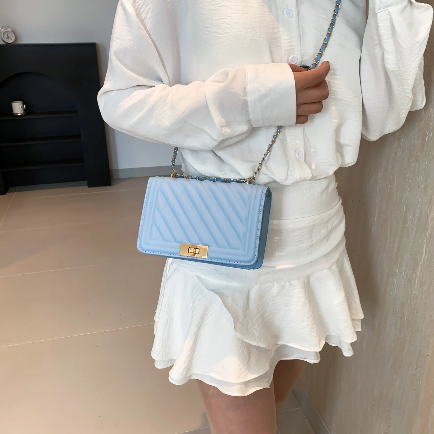 Fashionable Mini Quilted Embossed Chain Shoulder Bag Simple And Versatile Diagonal Crossbody Bag For Women Square Handbag