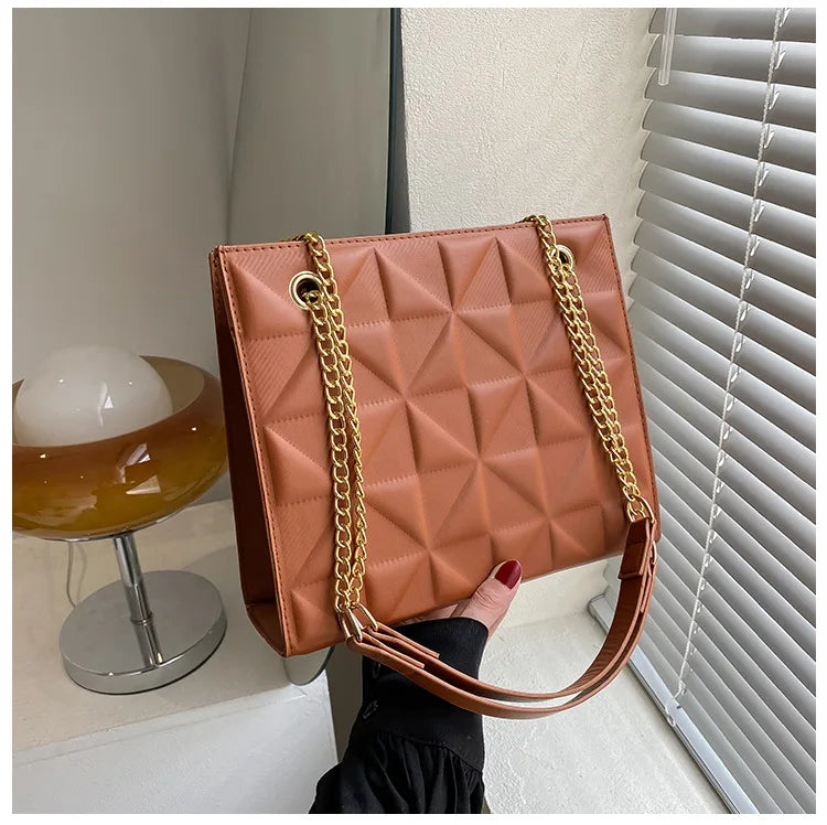 Ladies Fashion Large Capacity Chain Bag Retro Square Tote Bag Diamond Texture Shoulder Crossbody Daily Hundred Underarm Handbag