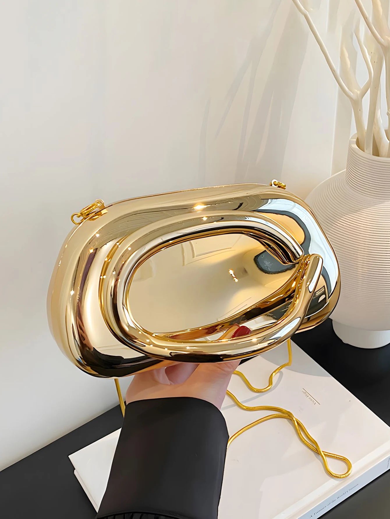 Fashion Elegant Metal Closure Box Shaped Crossbody Bags Women Evening Bags Wedding Mini Ladies Wallet Party Cute Purse ClutchBag