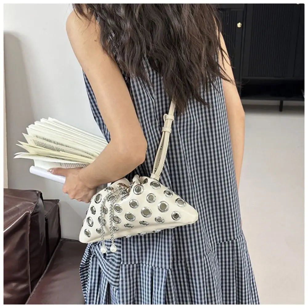 Portable Metal Stud Rivet Shoulder Bag Spicy Girl Chain Y2k Underarm Bag Punk Style Handbag Drawstring Crossbody Bag Daily