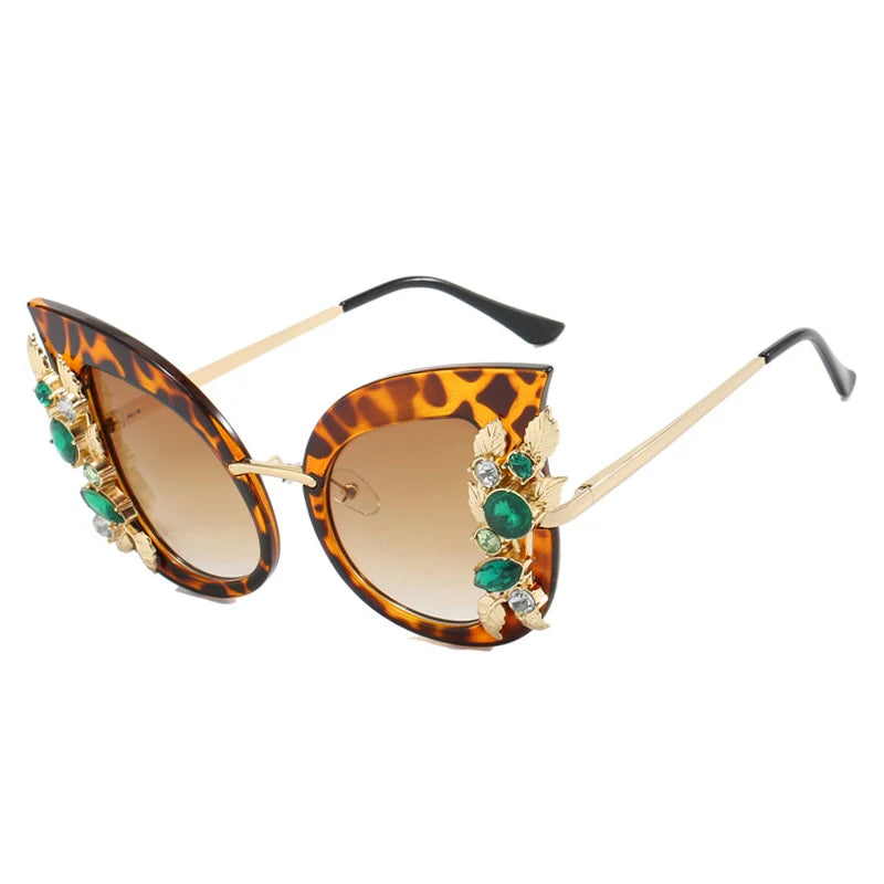 Luxury Diamond Cat Eye Sunglasses Women Fashion Oversized Butterfly Sun Glasses Female Steampunk Goggles Eyewear Shades Oculos