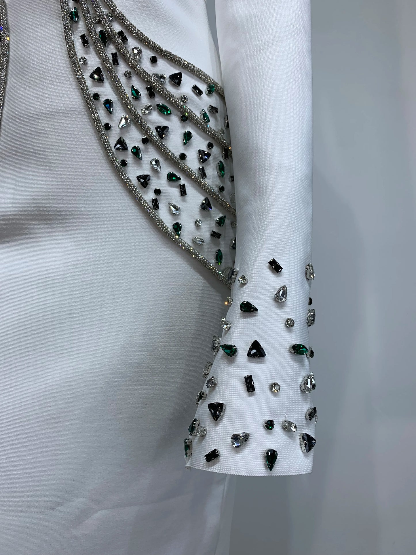 Women Celebrity Sexy Beading Crystal Diamonds Black White Maxi Long Bodycon Bandage Dress 2024 Elegant Evening Club Party Dress