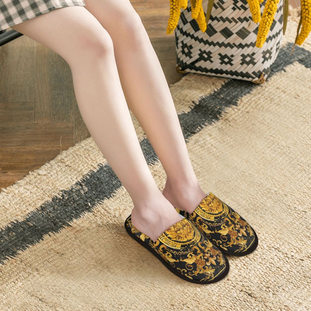 Custom Queen Of Absolutely Everything Gold Baroque Soft Memory Foam House Slippers Women Comfy Warm Anti-skid Sole Slipper