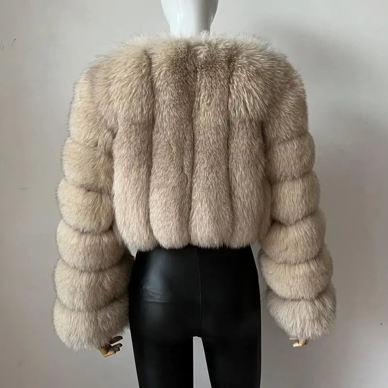 2023 Neuer kurzer Stil Echtfuchspelzmantel Winter Damen Natur Warme Mode Luxus