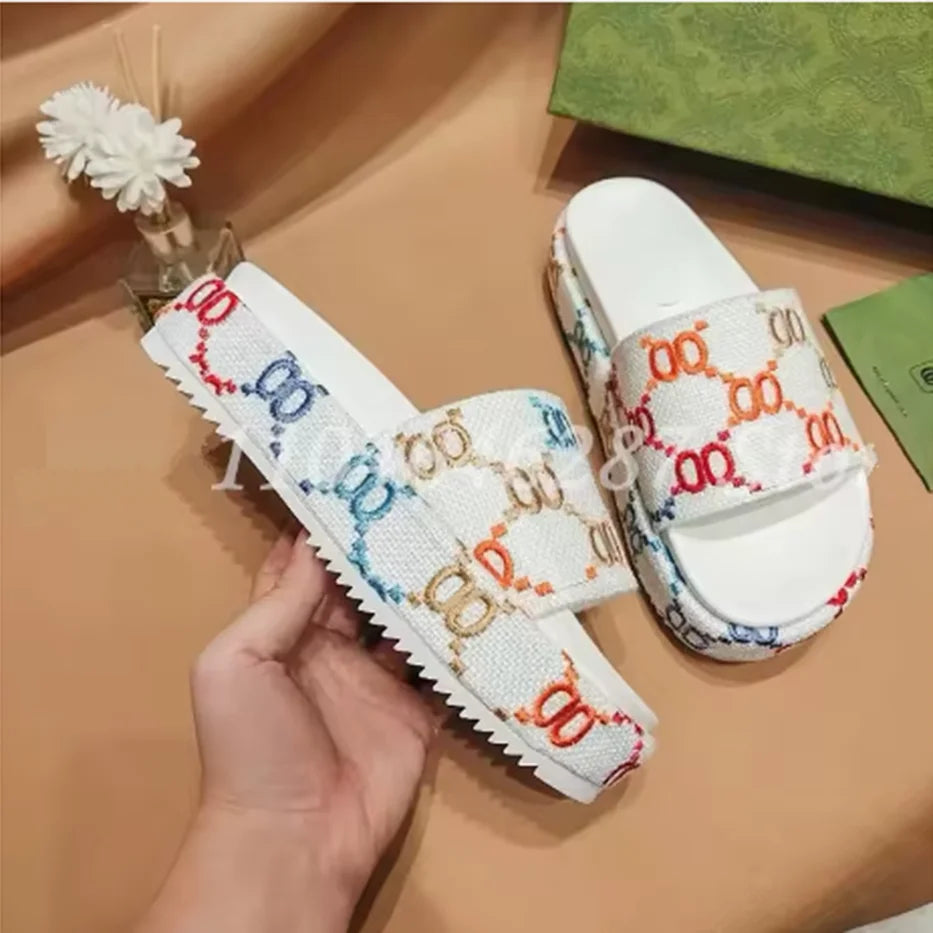 New Fashion Summer Women Thick Sole Flat Slipper Casual Women Sandals Flip Flops Anti-Slip Slippers Beach Shoes