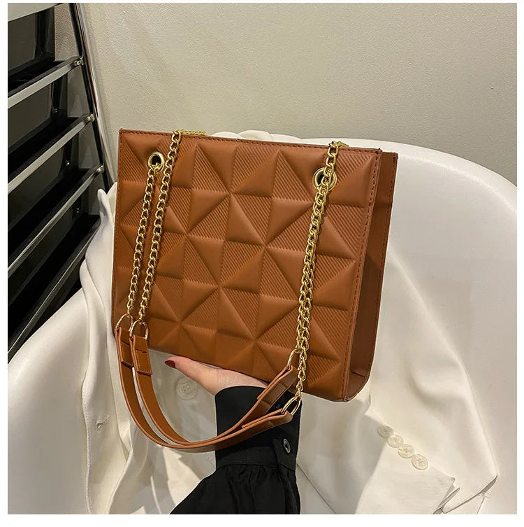 Ladies Fashion Large Capacity Chain Bag Retro Square Tote Bag Diamond Texture Shoulder Crossbody Daily Hundred Underarm Handbag