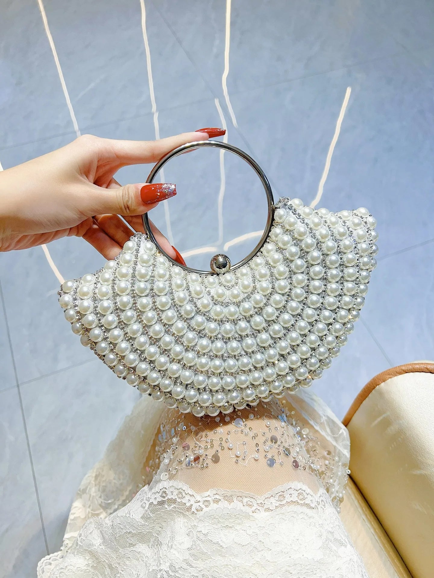 Luxurious Design Sparkling Banquet Clutch Bag Fashion Pearl inlay Wedding Handbag Lady Chain Shoulder Bag New Clutch Purse