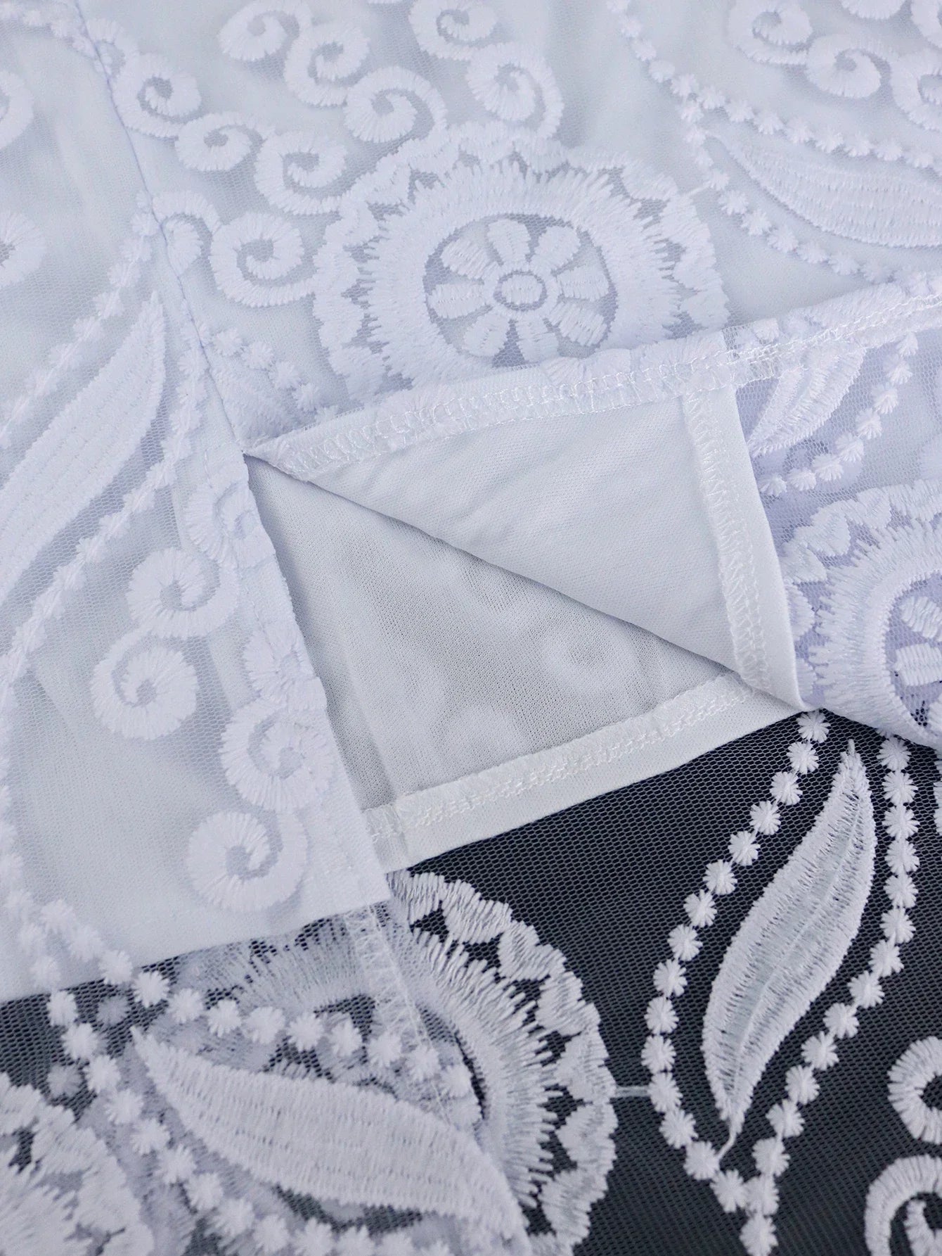 White Lace Dresses for Women Vintage Crew Neck Embroidery Tunic Package Hip Retro Elegant Midi Dress Holiday Party Wedding Gowns
