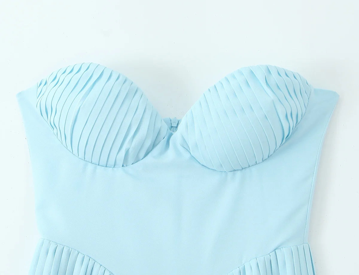 Pure sexy French high-end tube top one-shoulder dress female long seaside holiday pleated skirt
