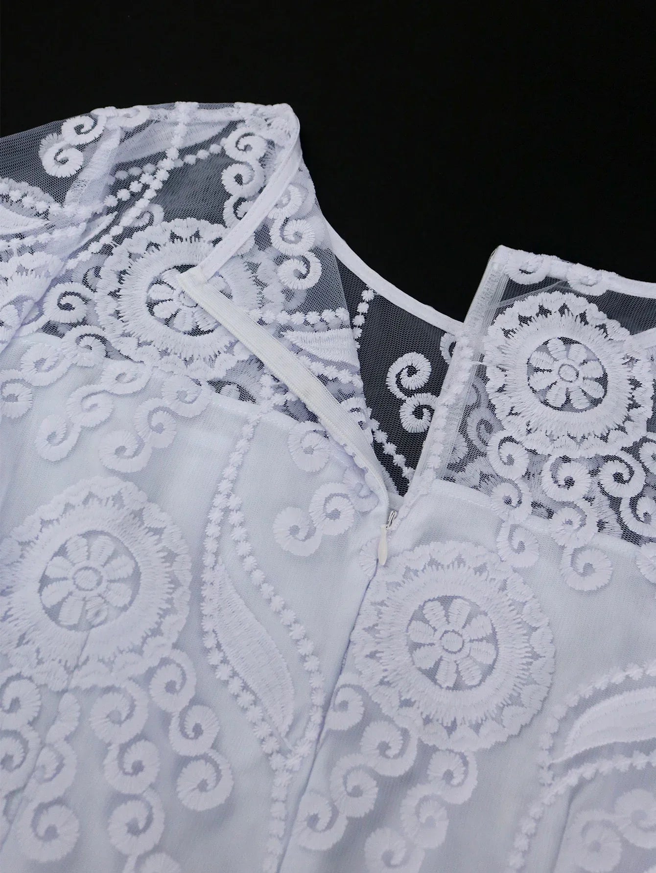 White Lace Dresses for Women Vintage Crew Neck Embroidery Tunic Package Hip Retro Elegant Midi Dress Holiday Party Wedding Gowns