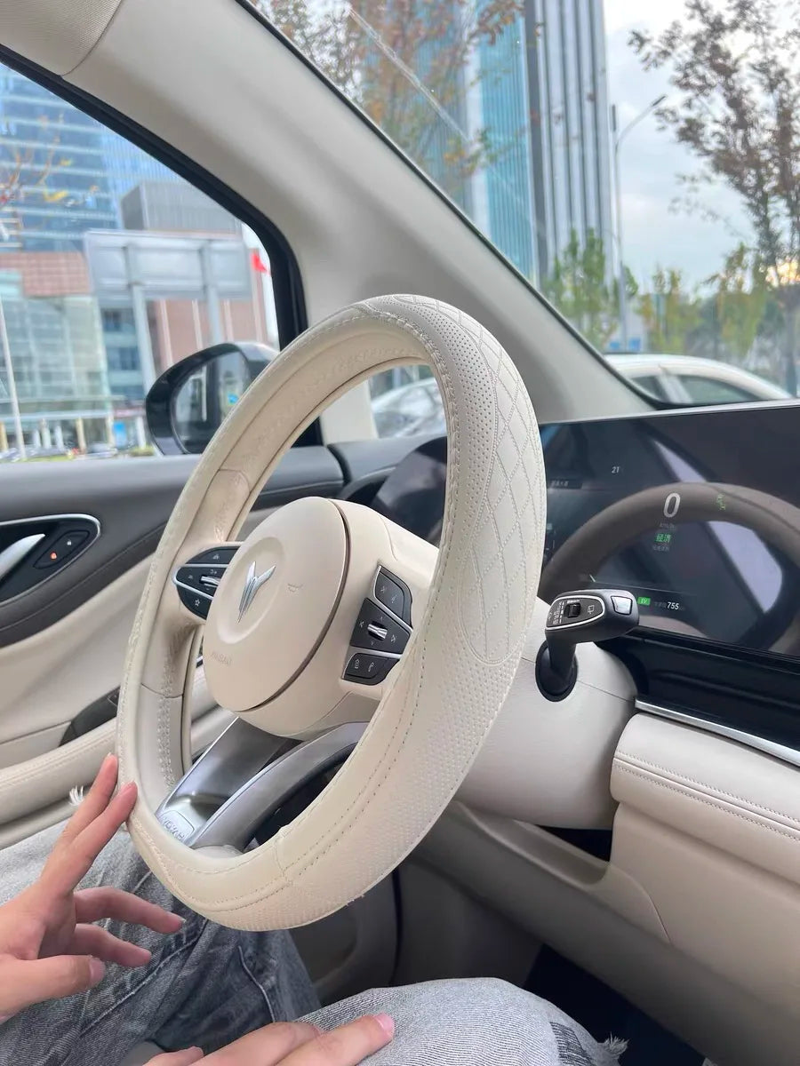 Napa Leather Perforated Patchwork Car Steering Wheel Cover, Non-slip, Breathable, Universal 15 Inch (Approx. 38.1cm)