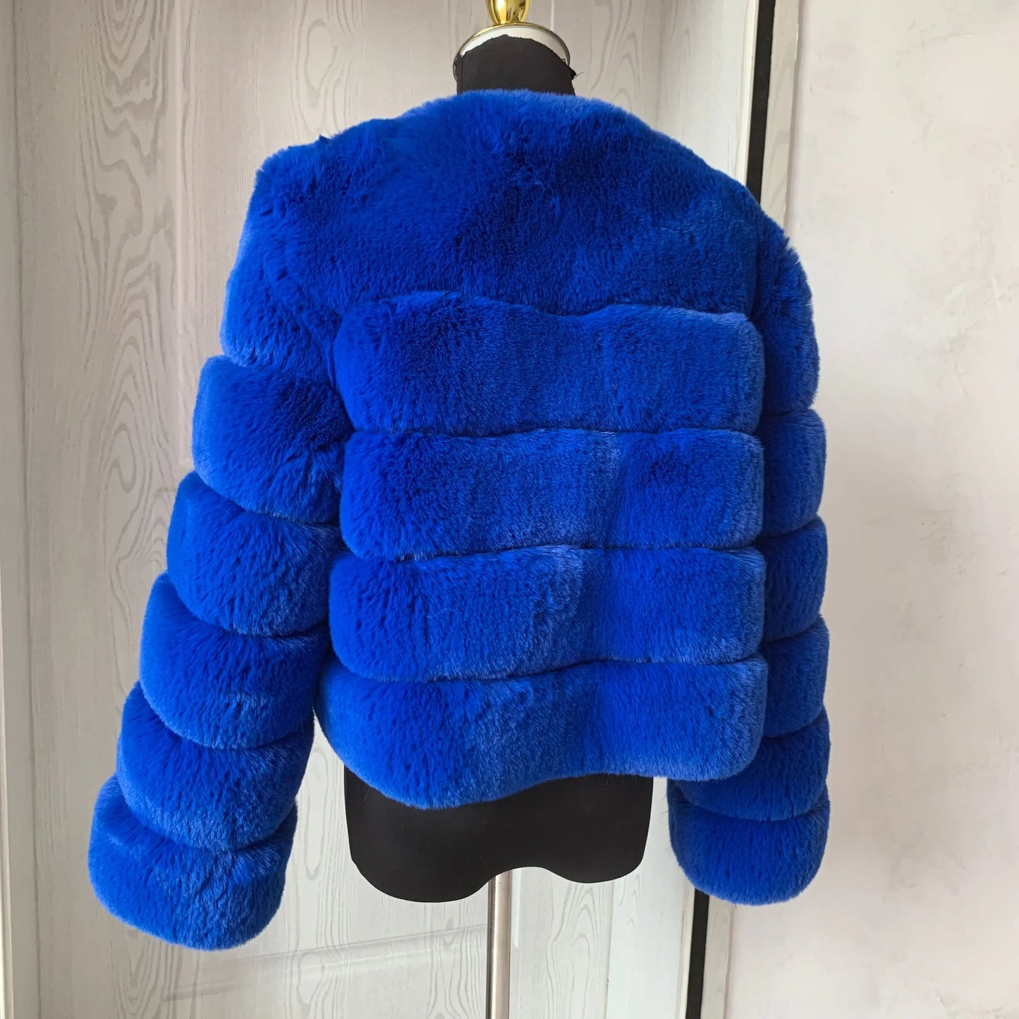Damenmode Kunstpelzmantel superheiß Herbst Winter Damen kurze Kunstfuchsjacke flauschig hohe Qualität 7XL Damen Pelzmäntel