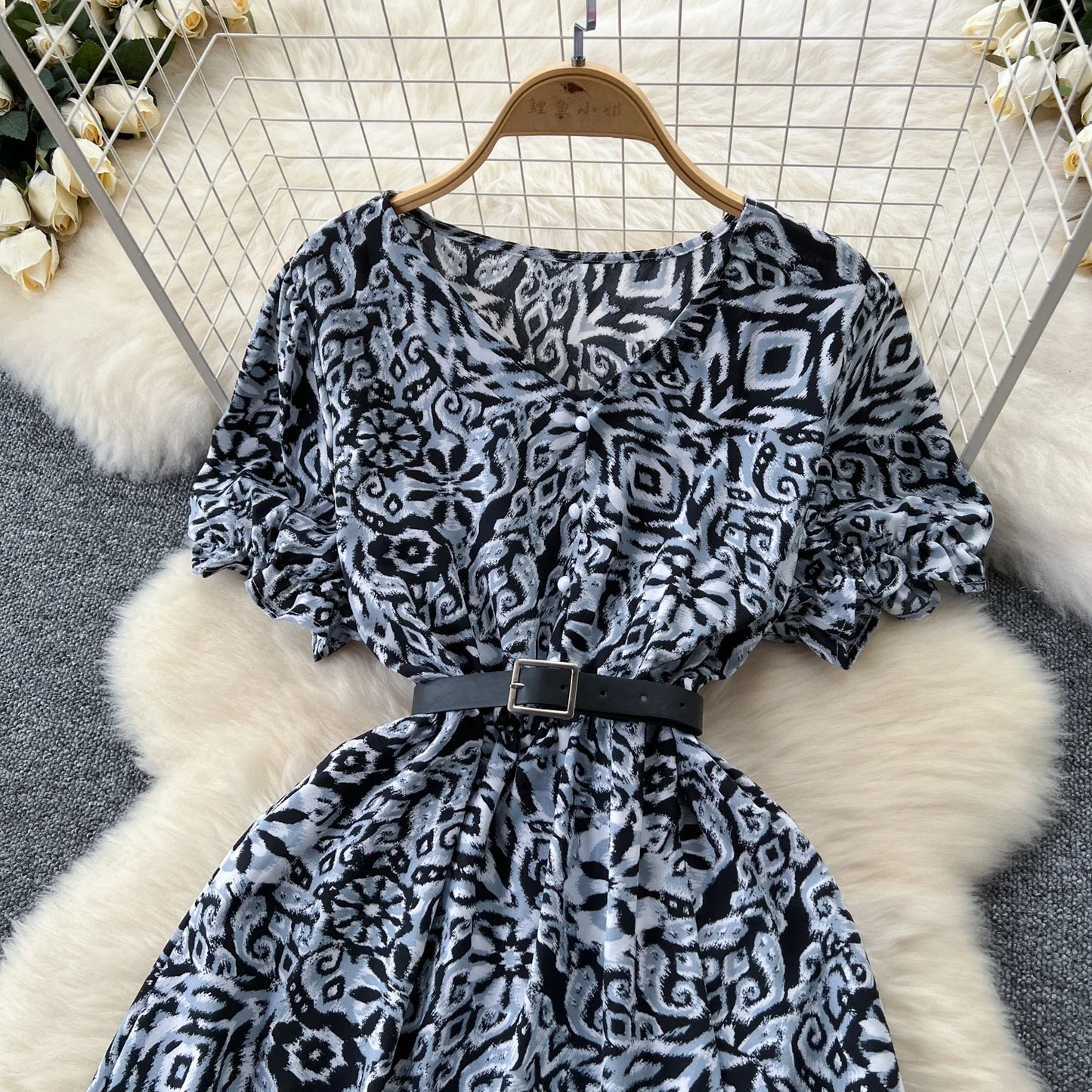 Summer Pleated Women Buttons Dresses Casual Beach Holiday Short Sleeve V Neck Woman Midi Dress Bohemian Mujer Vestidos