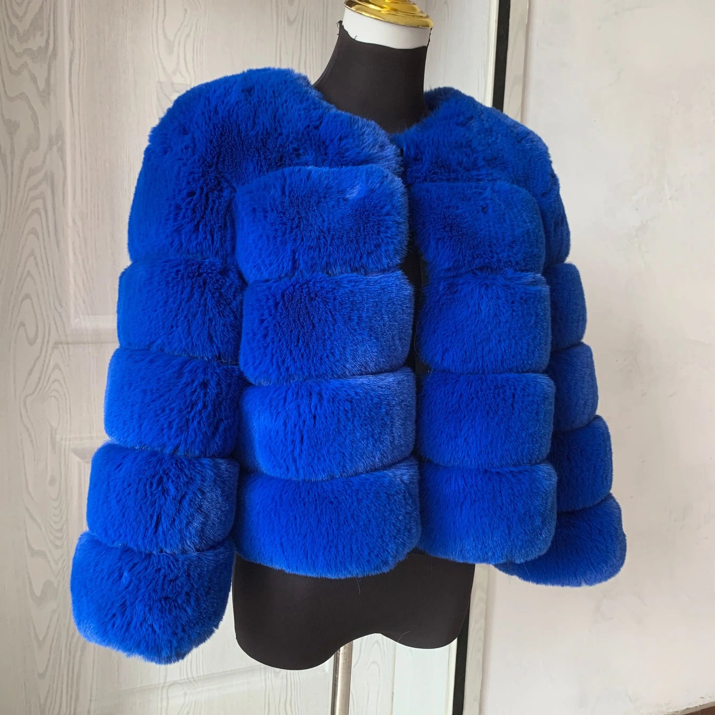 Damenmode Kunstpelzmantel superheiß Herbst Winter Damen kurze Kunstfuchsjacke flauschig hohe Qualität 7XL Damen Pelzmäntel