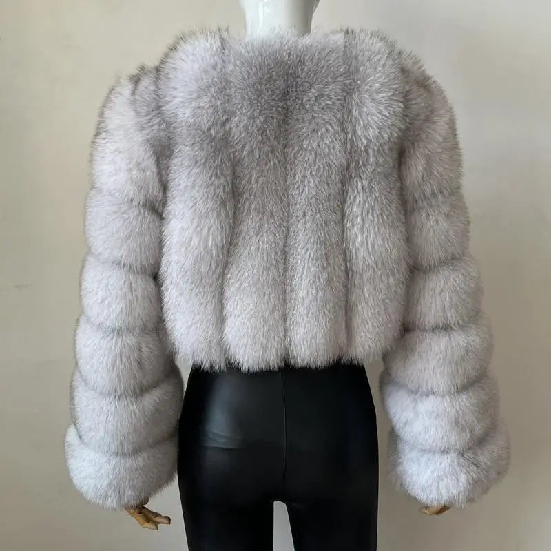 2023 Neuer kurzer Stil Echtfuchspelzmantel Winter Damen Natur Warme Mode Luxus