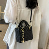 Quilted Pattern Solid Color Pu Handbag With Pendant Decoration, Versatile Noble Women's Crossbody Bag, Fashionable Handbag