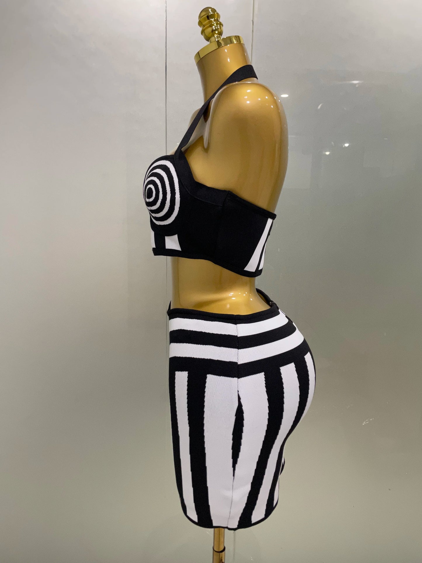 2025 New Women Celebrity Sexy Jacquard Black White Two Piece Bodycon Striped Bandage Skirt Set Designer Evening Party Dress