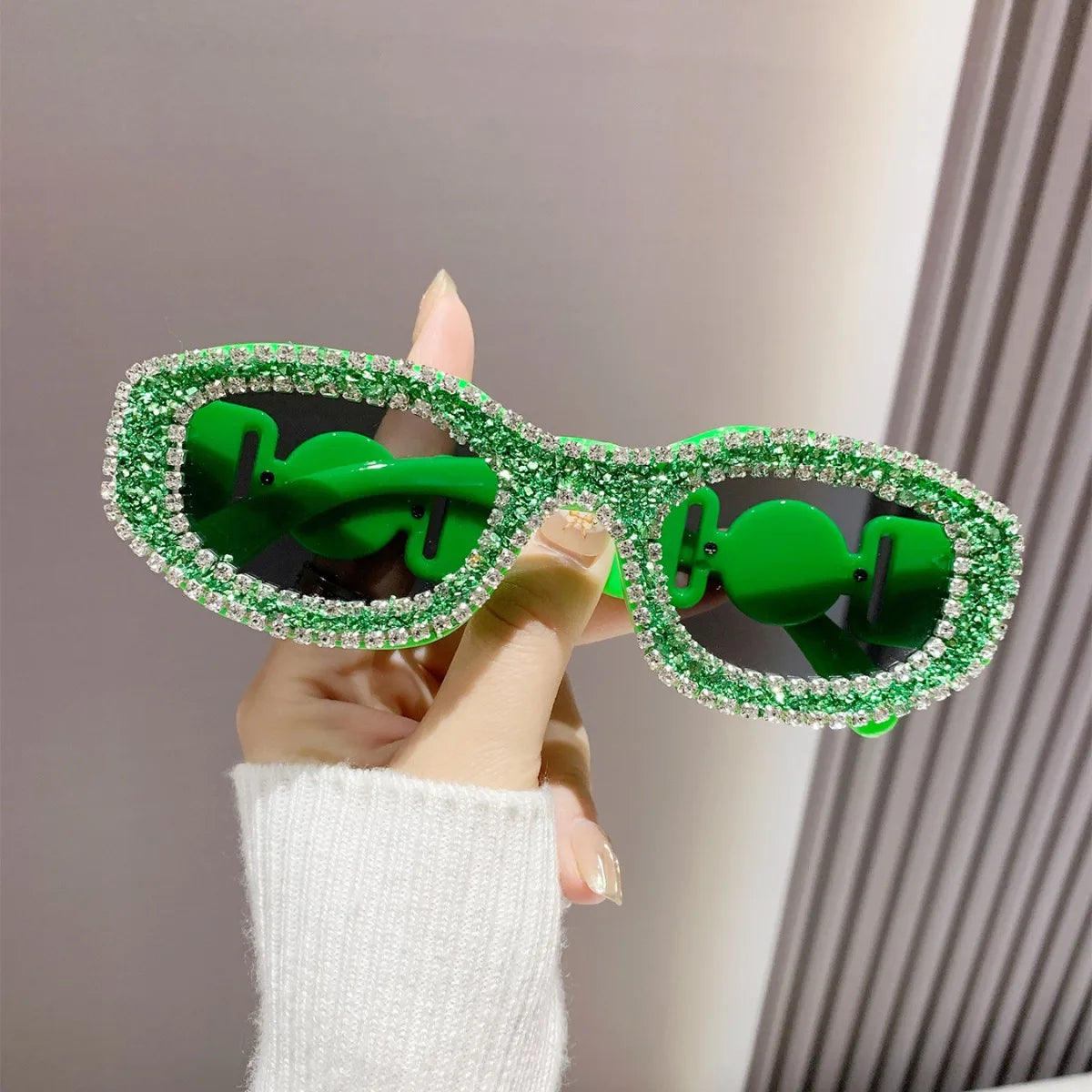 Fashion Square Sunglasses for Women Rectangle Brand Shades Sun Glasses Bling Diamond Eyeglasses Uv400 Glittering Accessories