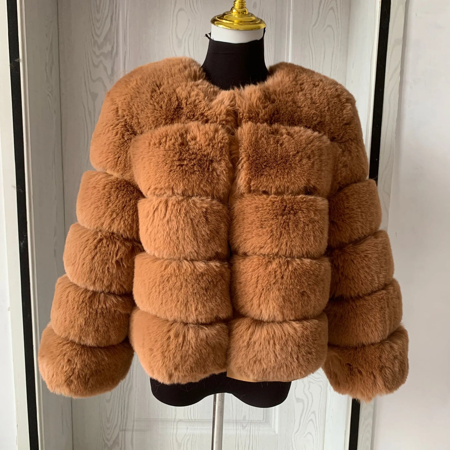 Damenmode Kunstpelzmantel superheiß Herbst Winter Damen kurze Kunstfuchsjacke flauschig hohe Qualität 7XL Damen Pelzmäntel