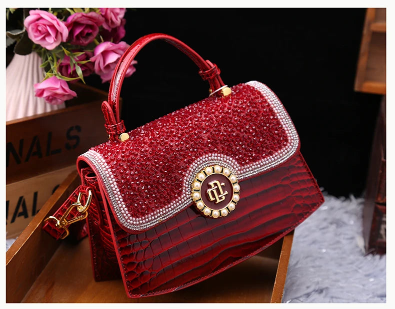 Fashion Diamonds Women Handbags 2023 Red Genuine Leather Lady Shoulder Messenger Bag Crocodile Pattern Portable Shell Tote Bags