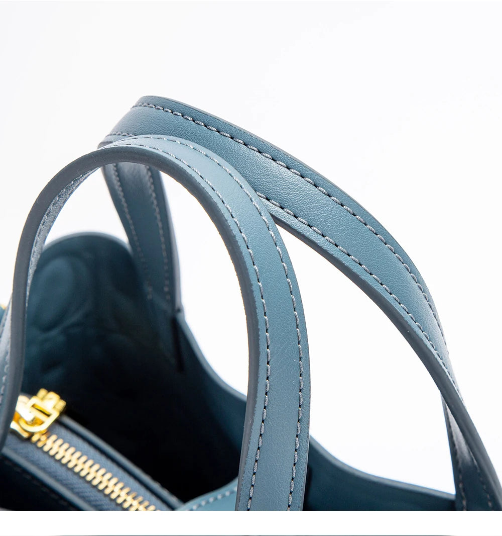 Seasonal New Solid Color Minimalist Women's Handbag Metal Buckle Accessories Exquisite and Versatile