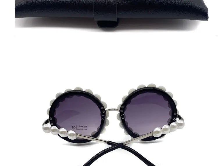 Pearl Round Sunglasses Women Small Frame Oval Vintage Sunglasses Luxury Brand Designer Elegant Retro Steampunk Sunglasses Men