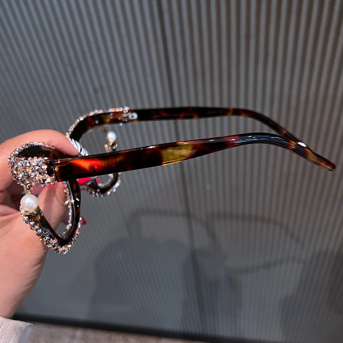 Full Diamond Oversized Blue Light Glasses for Women Fashion Thick Square Computer Eyewear Blue Red Pink Black Glasses