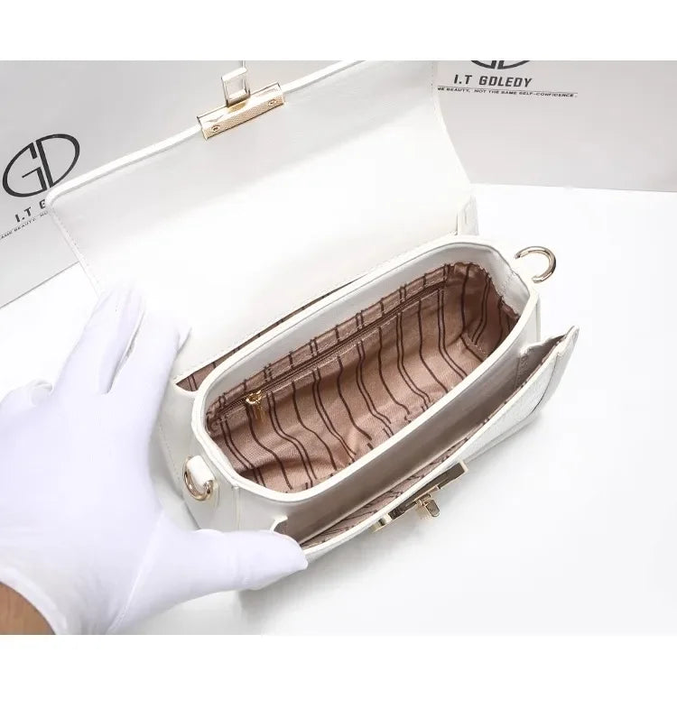 Luxury Designer Bags with High Quality Alligator Printing Leather and Delicate Metal Design Women's Portable Shoulder Bag