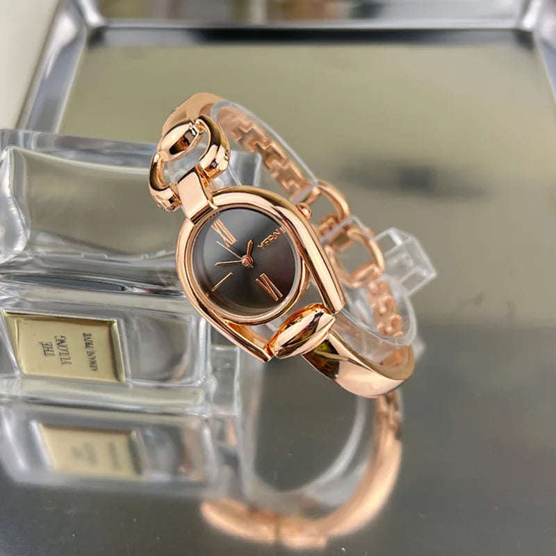 Minimalist Niche Women's Quartz Wrist Watches Stainless Steel Strap Small Dial Fashionable Exquisite Quartz Watch for Women