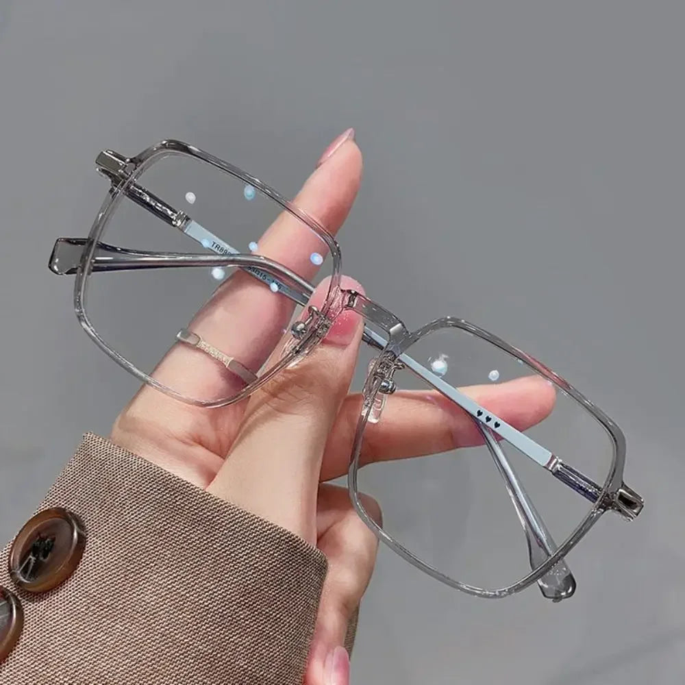 Retro Square Anti-Blue Light Glasses for Women Stylish Clear Frame Anti Radiation Glasses Transparent gafas de sol