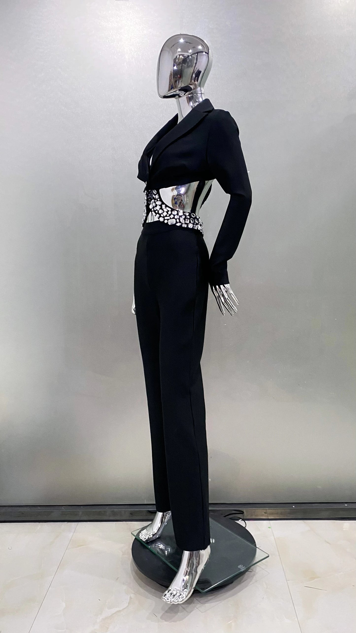 2024 New Arrival Black White Women Long Sleeve Sexy V-Neck Bodycon Bandage Set Shinning Crystal Nightclub Party Women's Set