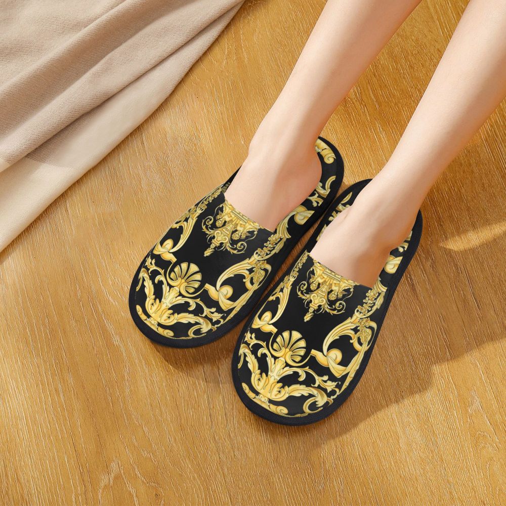 Custom Queen Of Absolutely Everything Gold Baroque Soft Memory Foam House Slippers Women Comfy Warm Anti-skid Sole Slipper
