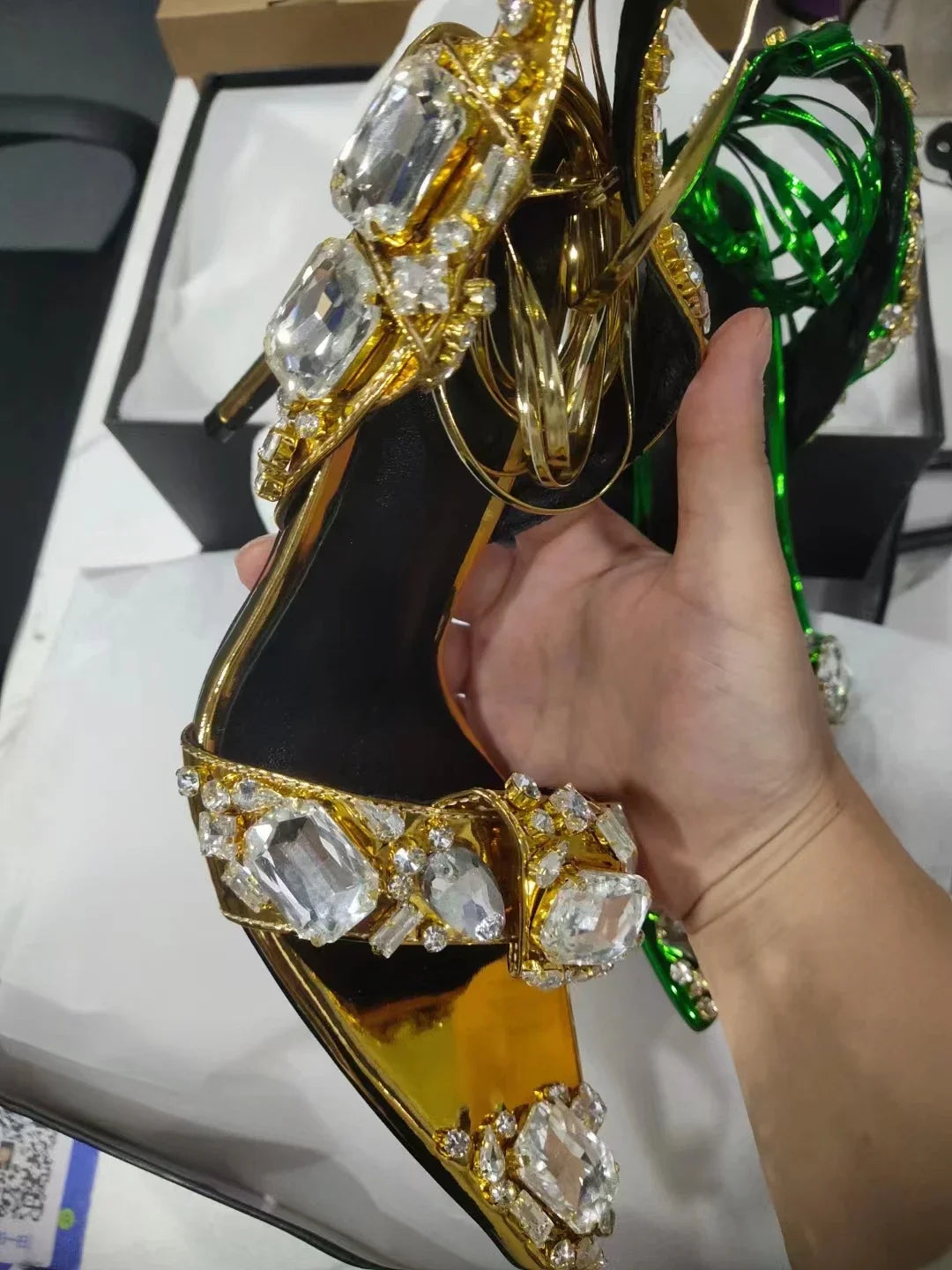 2024 Luxury Rhinestone Pointed Sandals Prom Super High Heel Sandals Slim Heel Dress Show Sandals Oversized 34-43 Women's Shoes