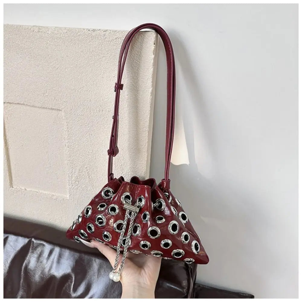 Portable Metal Stud Rivet Shoulder Bag Spicy Girl Chain Y2k Underarm Bag Punk Style Handbag Drawstring Crossbody Bag Daily