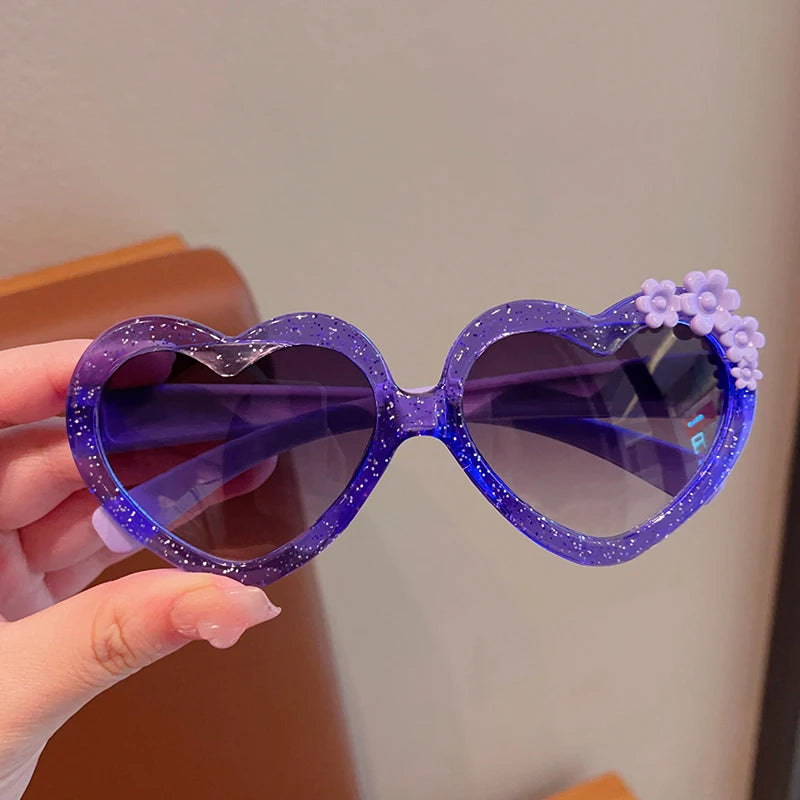 2023 Baby Girls Cute Acrylic Heart Shape Flowers UV400 Sunglasses Children Outdoor Sun Protection Sunglasses Kids Sun Glasses