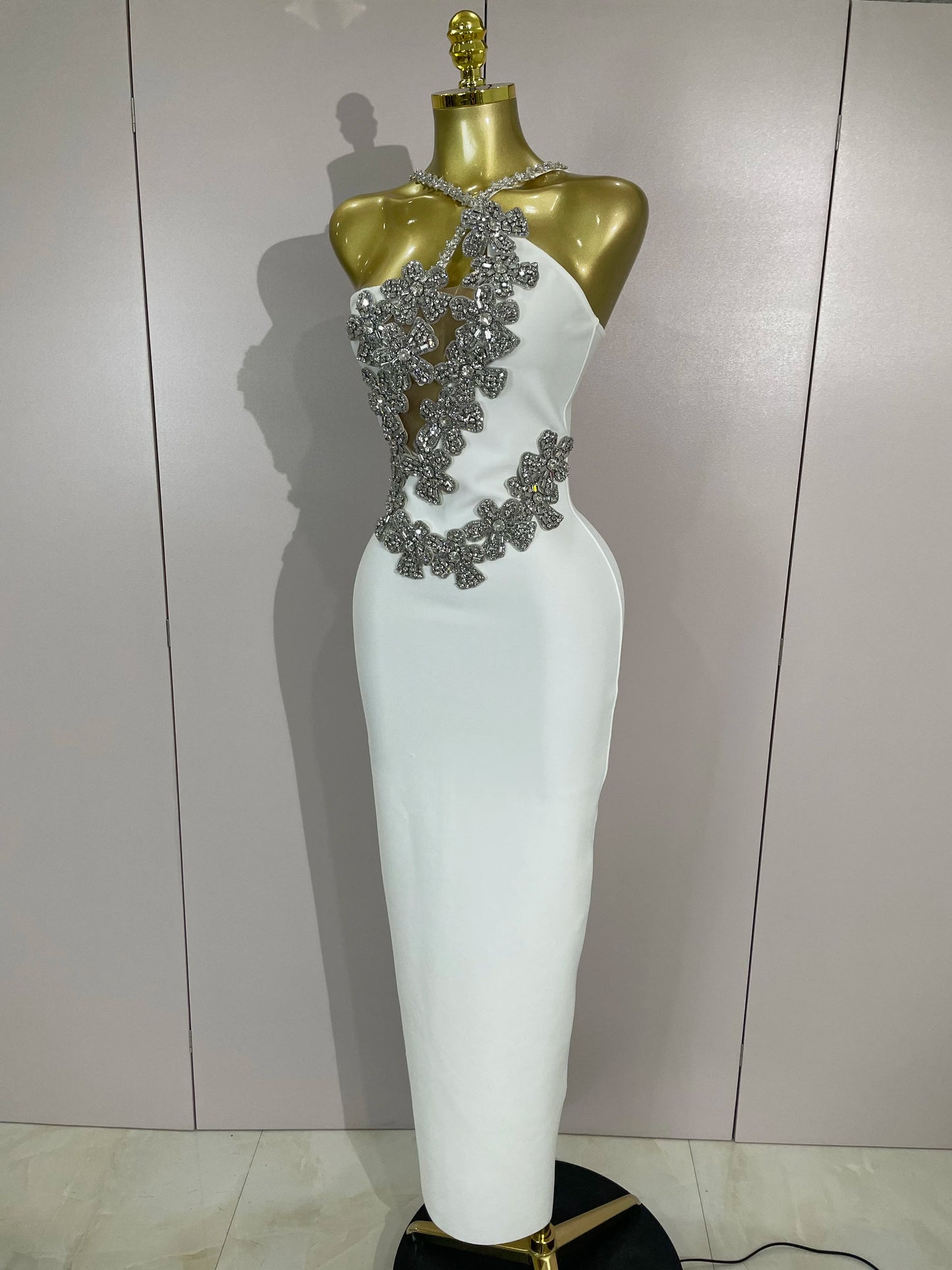 Sexy Backless Sparkly Crystal Diamonds White Bodycon Bandage Dress Women Celebrity Elegant Evening Club Party Birthday Dresses