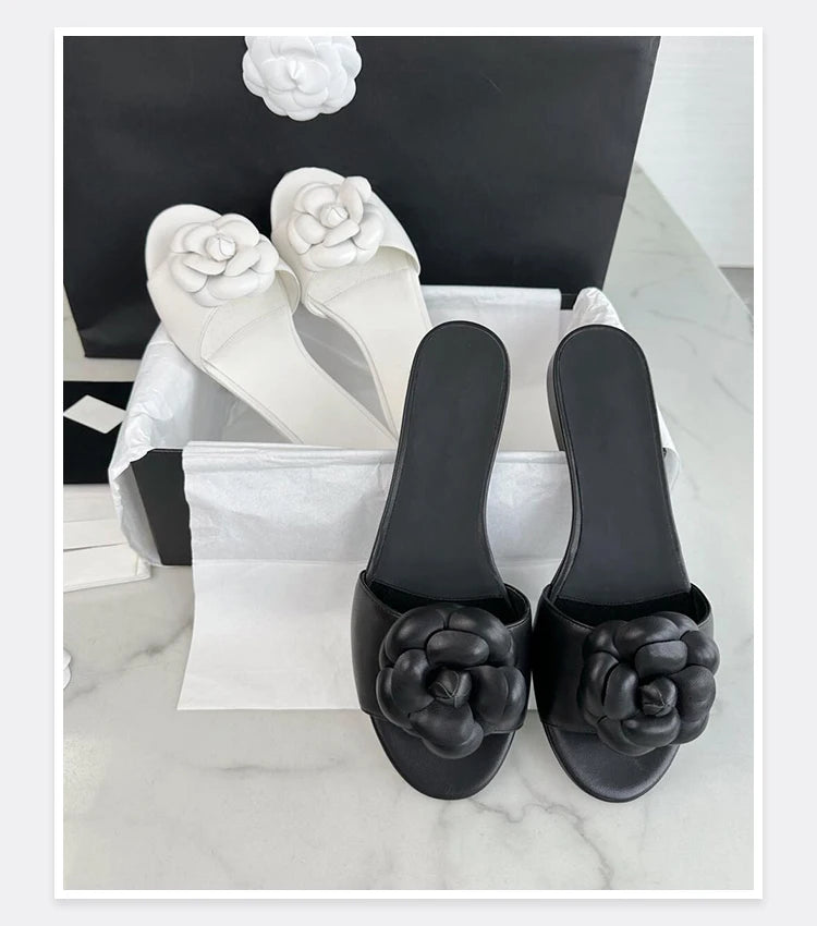 2025 Spring/Summer New Beach Vacation One Word Open Toed Flat Bottom Outerwear Camellia Slippers for Women