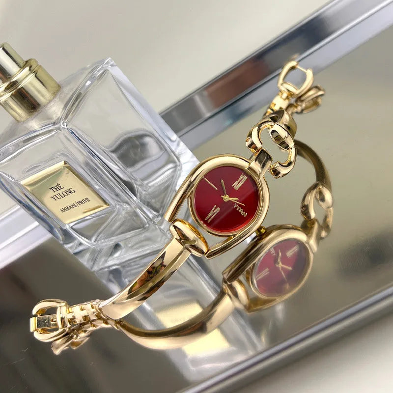 Minimalist Niche Women's Quartz Wrist Watches Stainless Steel Strap Small Dial Fashionable Exquisite Quartz Watch for Women